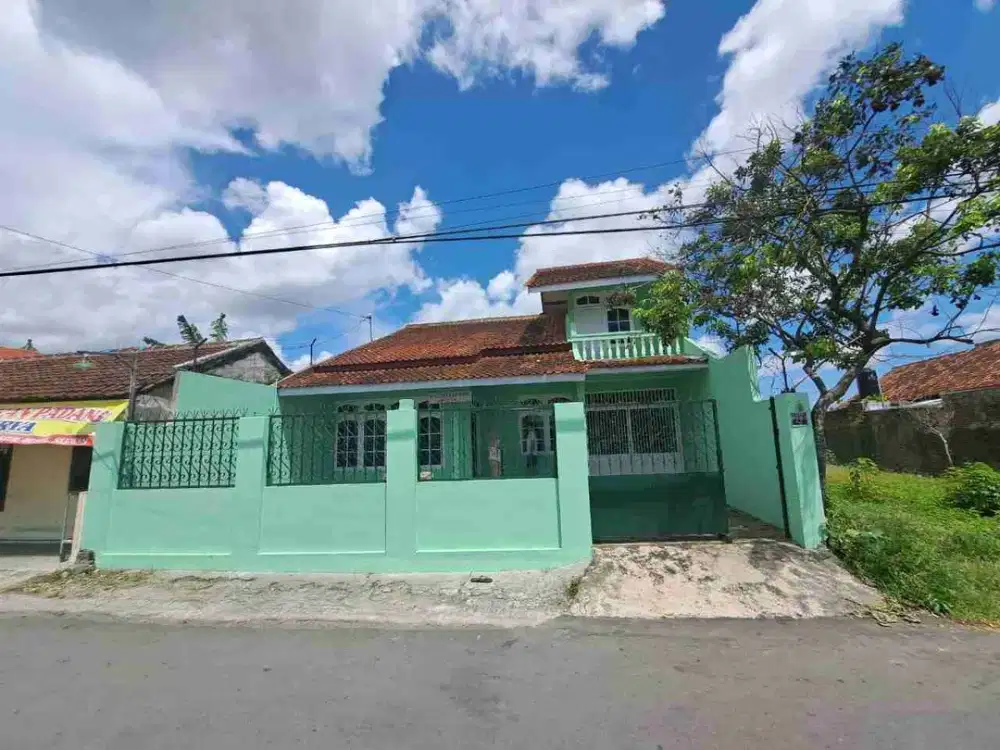 Dikontrakkan Rumah besar di seputaran utara Kampus UGM jln Kaliurang
