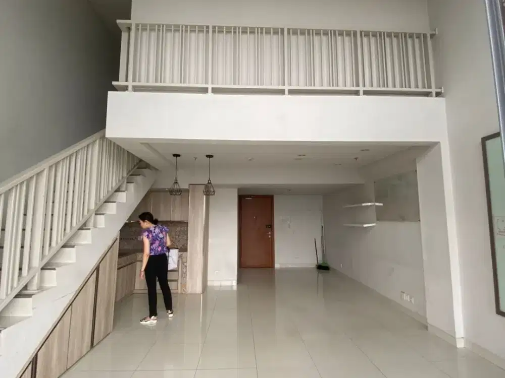 For rent Office SOHO Pancoran Kantor premium di Jakarta Barat.