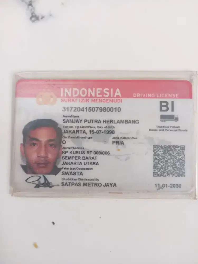 Yang sedang membutuhkan supir pribadi atau kantor