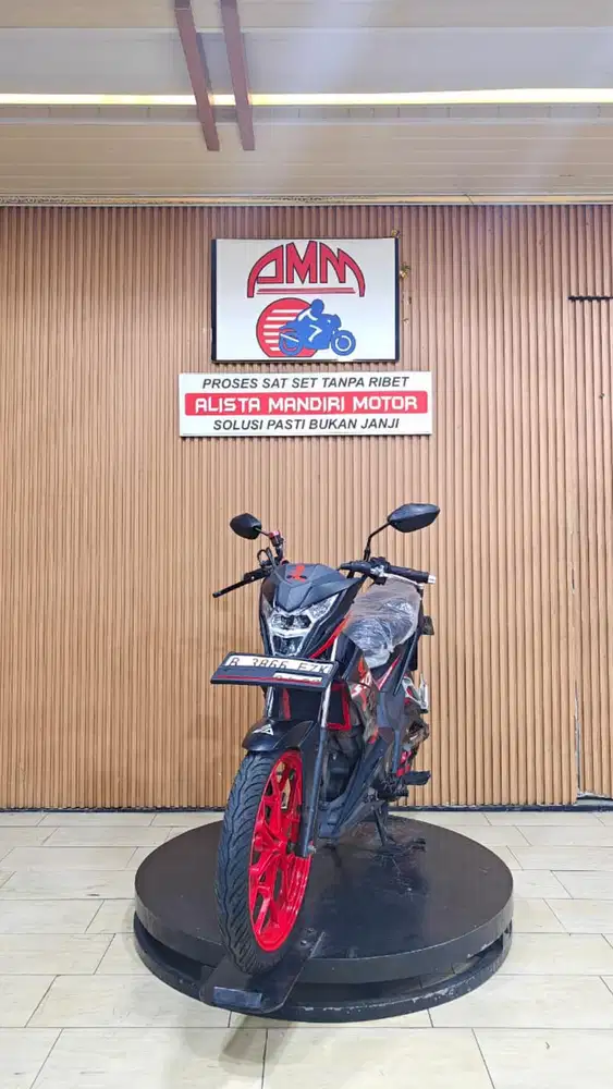 SONIC R 2023. CASH N KREDIT. MESIN BODY KAKI2 AMAN. PAJAK ON. NEGO