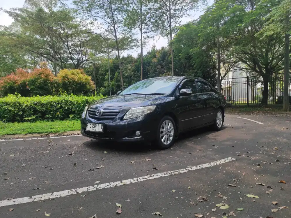 Toyota Corolla Altis 1.8 AT 2010