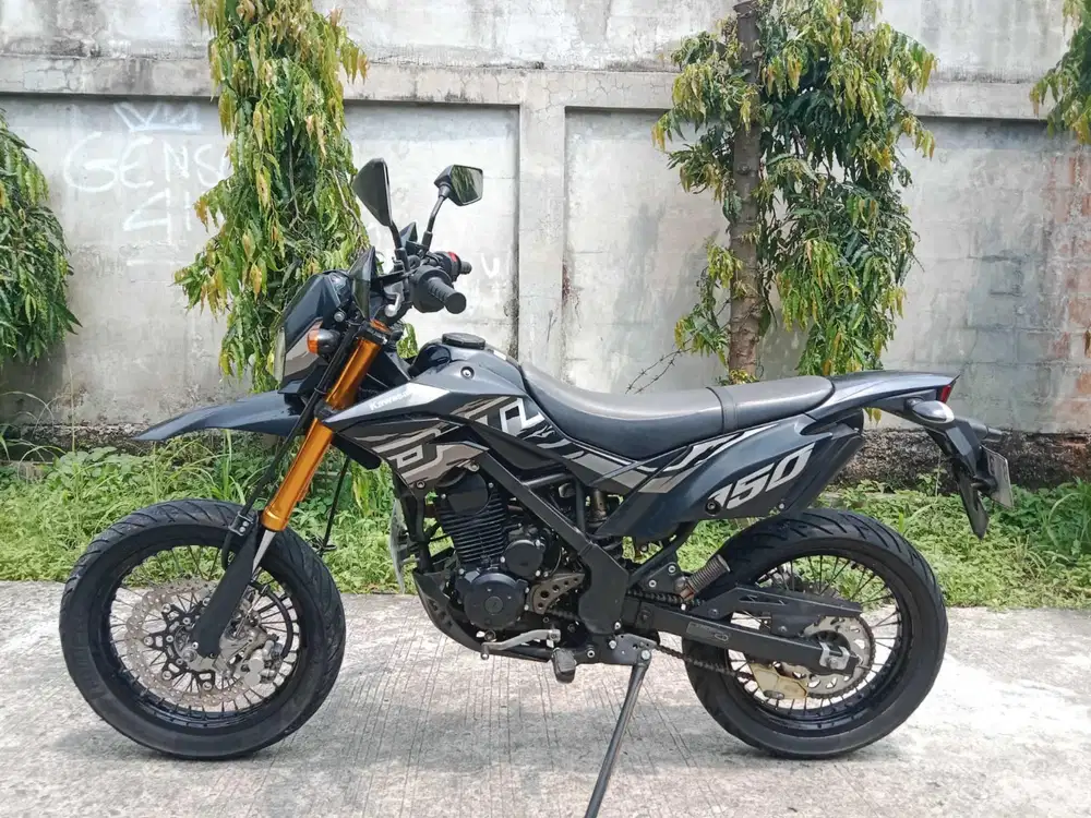 Kawasaki D-Tracker 150 SE th 2023 cash/kredit