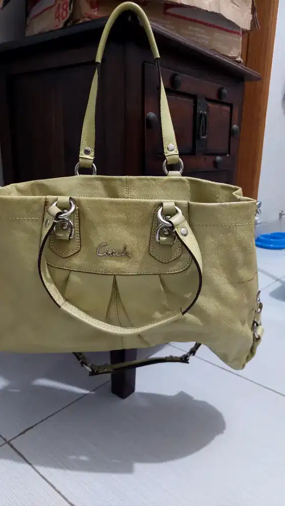 Tas Coach Ori warna kuning Stabilo