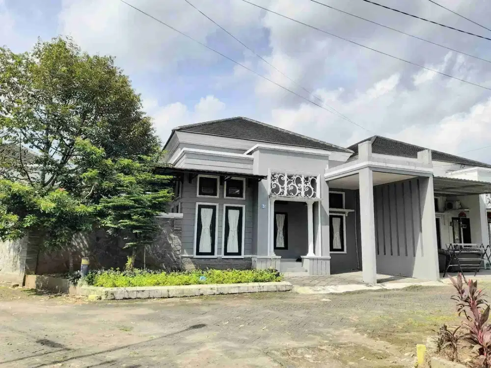 Dijual Rumah Hook Di Sapphire Sumampir Strategis Dekat Kawasan Kampus