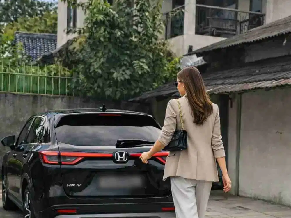 jual tanah di Cirendeu ada bangunan tua cocok untuk kost-kostan