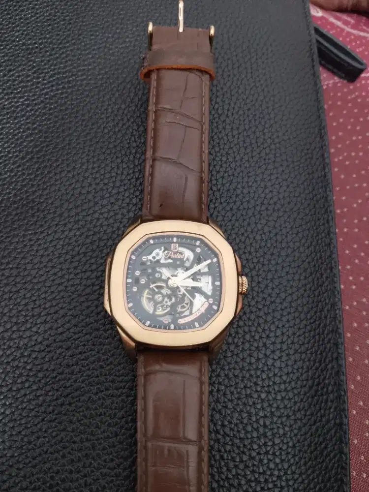 Jam tangan automatic