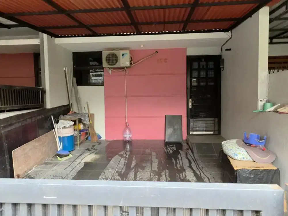 Dijual rumah di Kavling Kejaksaan, Karang Tengah, Tangerang