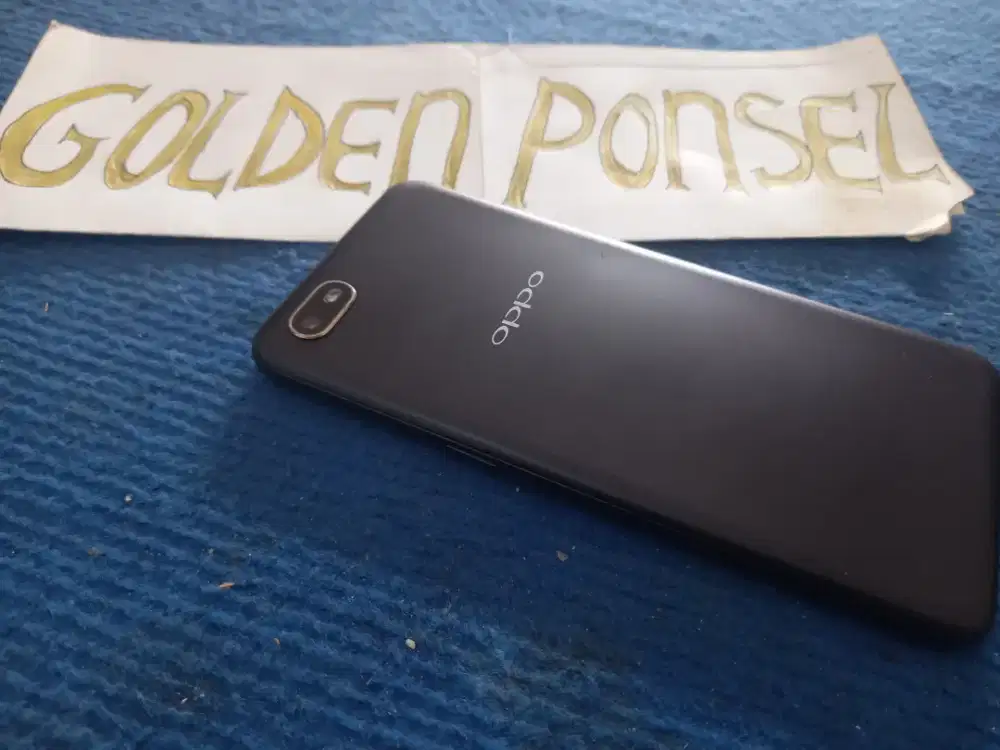 Oppo A1K (32Gb/2Gb/4G)Ori-Golden Ponsel