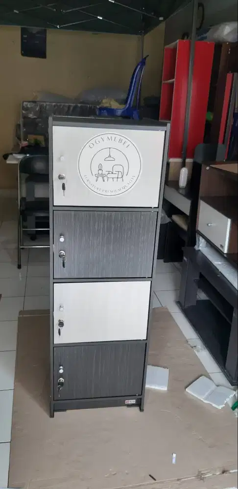 PROMO LEMARI LOKER 4 PINTU GRATIS ANTAR