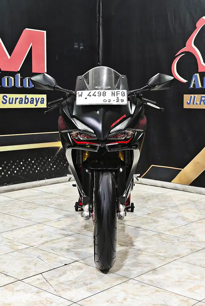 CBR 250RR black matte km 22rb gahar mewah '19.Anugerah motor rungkut