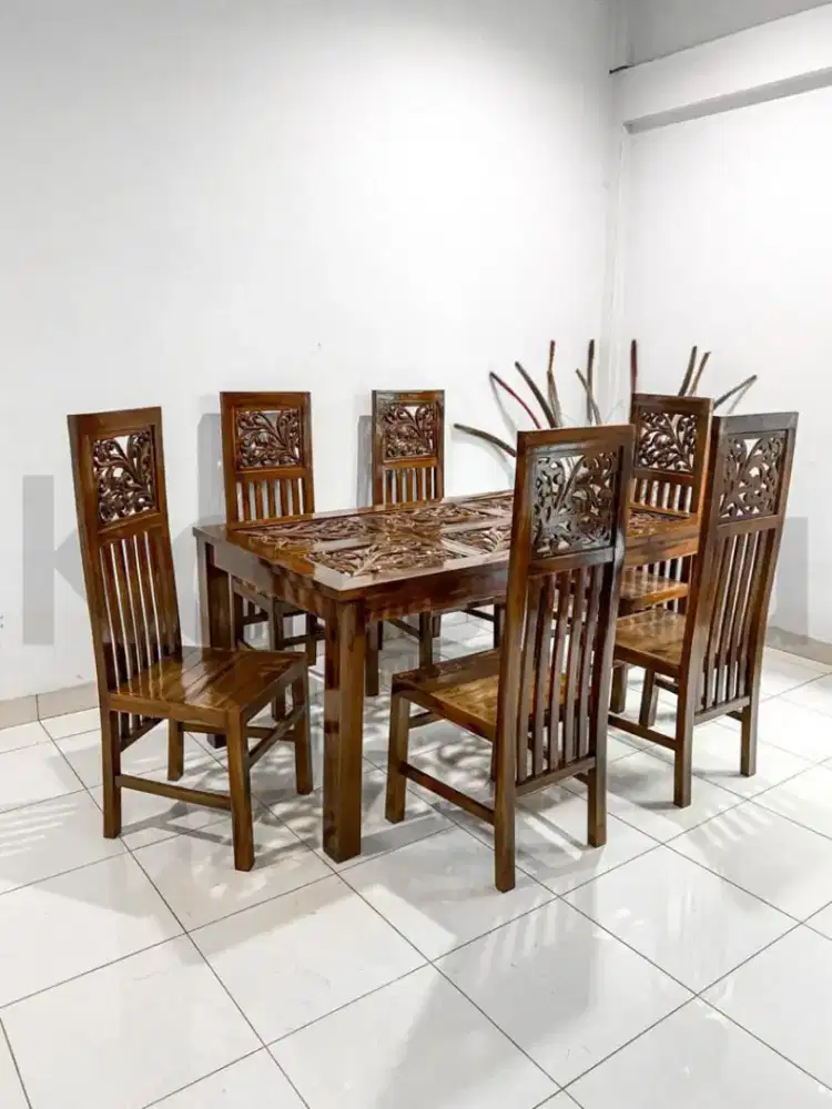 MEJA MAKAN KAYU 6 KURSI PROMO KREDIT BUNGA RINGAN