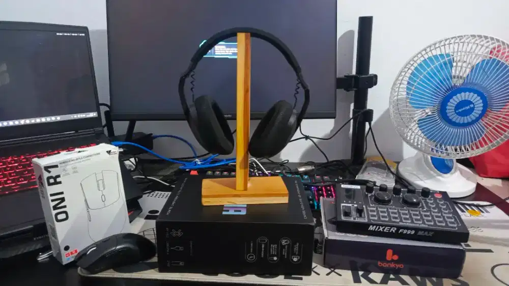 1 Set bundle Headset, Mouse, mini mixer