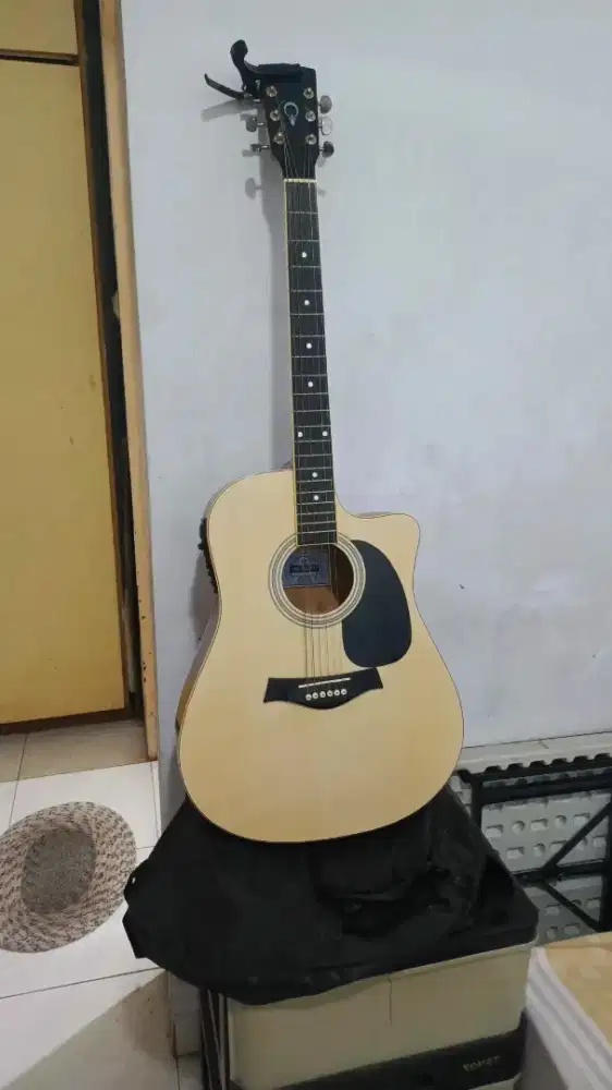 Gitar akustik Elektrik