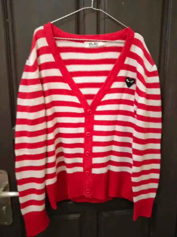 Preloved sweater pl@y