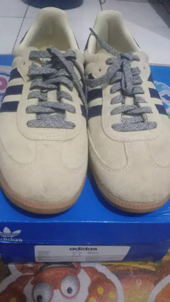 Sepatu adidas ori (bekas)
