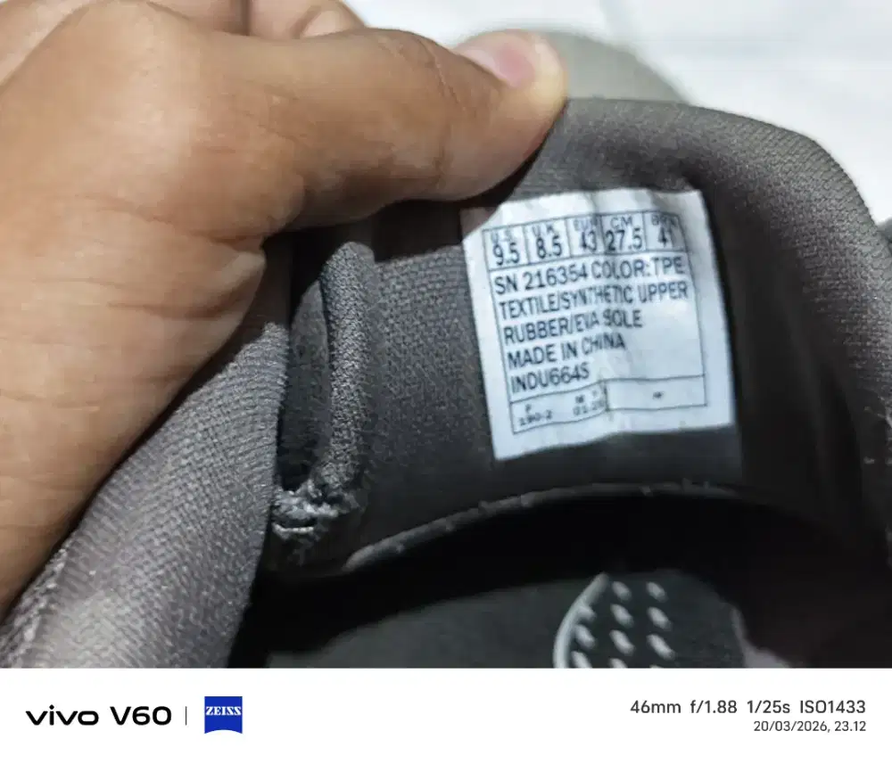 Sepatu skechers ori (bekas)