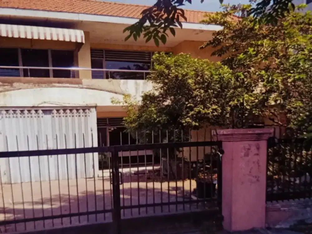 Rumah komersial di raya ngagel jaya, dekat kampus, surabaya tengah