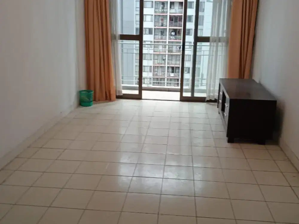 Apartemen Taman Rasuna Tower 1 – 3BR Luas 90m², View Kolam Renang, Lantai Tinggi!