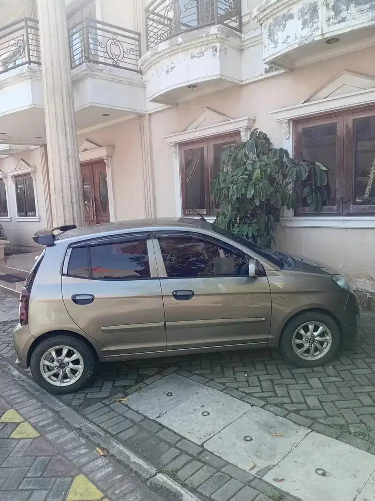 Kia Picanto 2011 Matic – Unit Terawat, KM Rendah, Siap Pakai