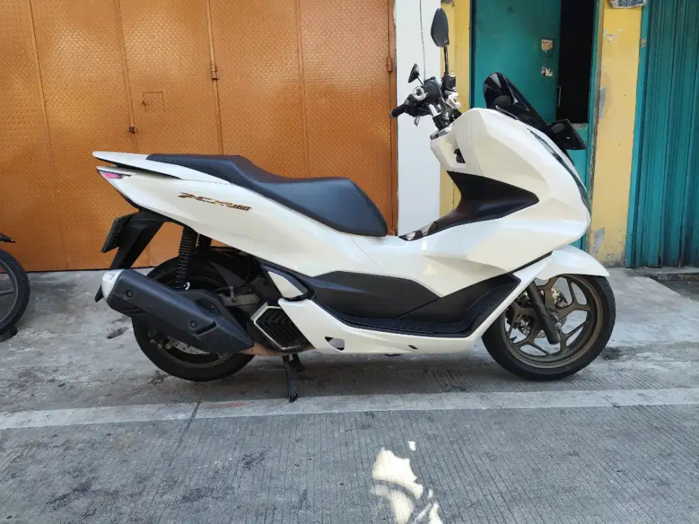 Honda PCX 160 abs 2023 pajak hidup km low