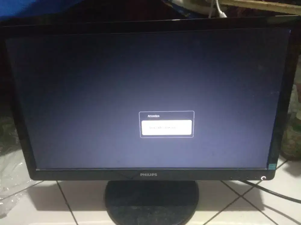 Monitor komputer Philips 19 inci