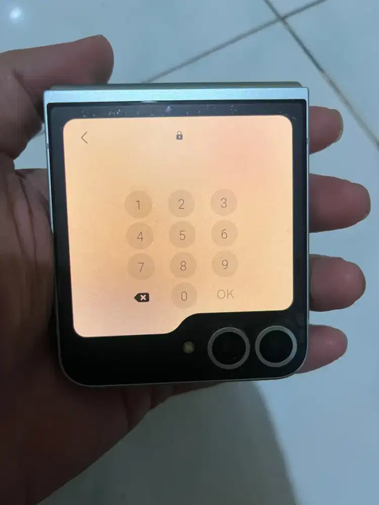 Dijual cepat samsung Zflip 6 muluss lengkap sein.