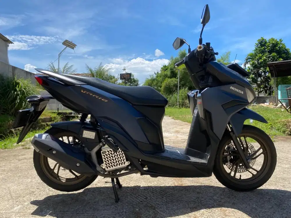 58@: DP:1,200RB B DEPOK NEW VARIO125 CBS ISS ESP