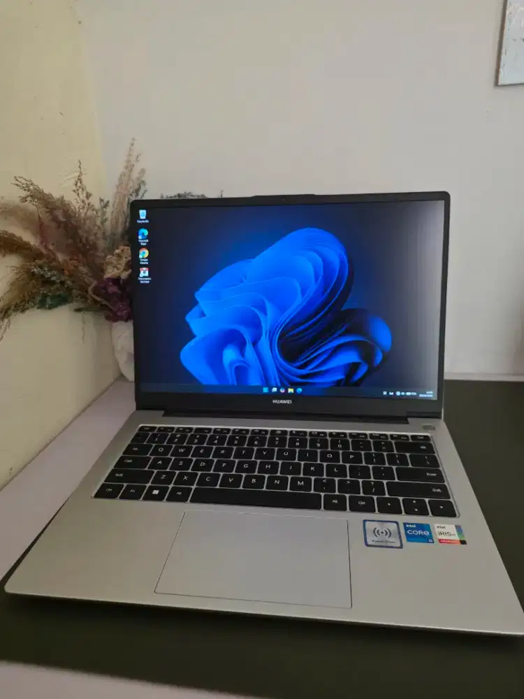 Huawei matebook d14 core i5 1240p 8gb 512gb