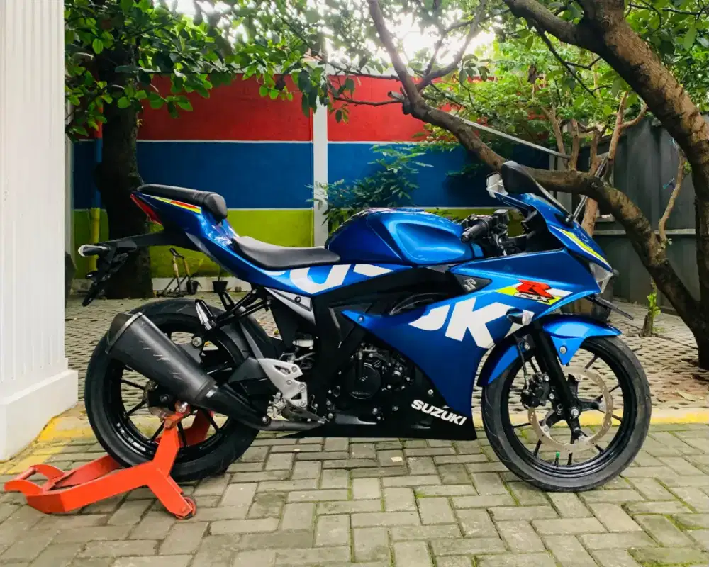 Suzuki GSX 150 R