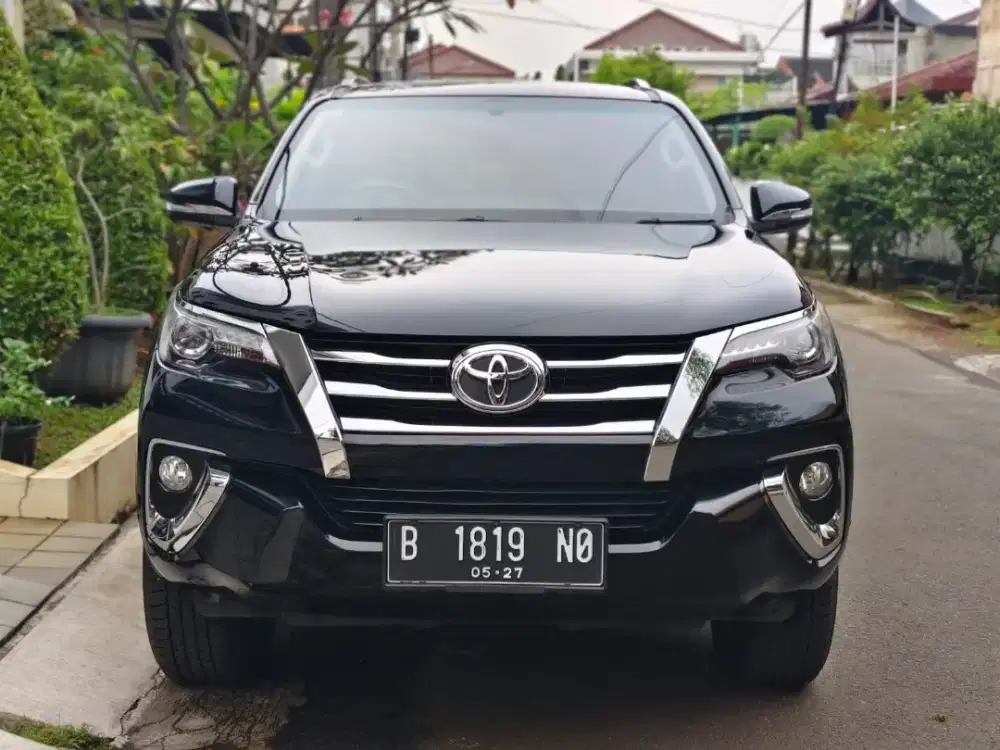 Fortuner VRZ 2.4 AT Solar