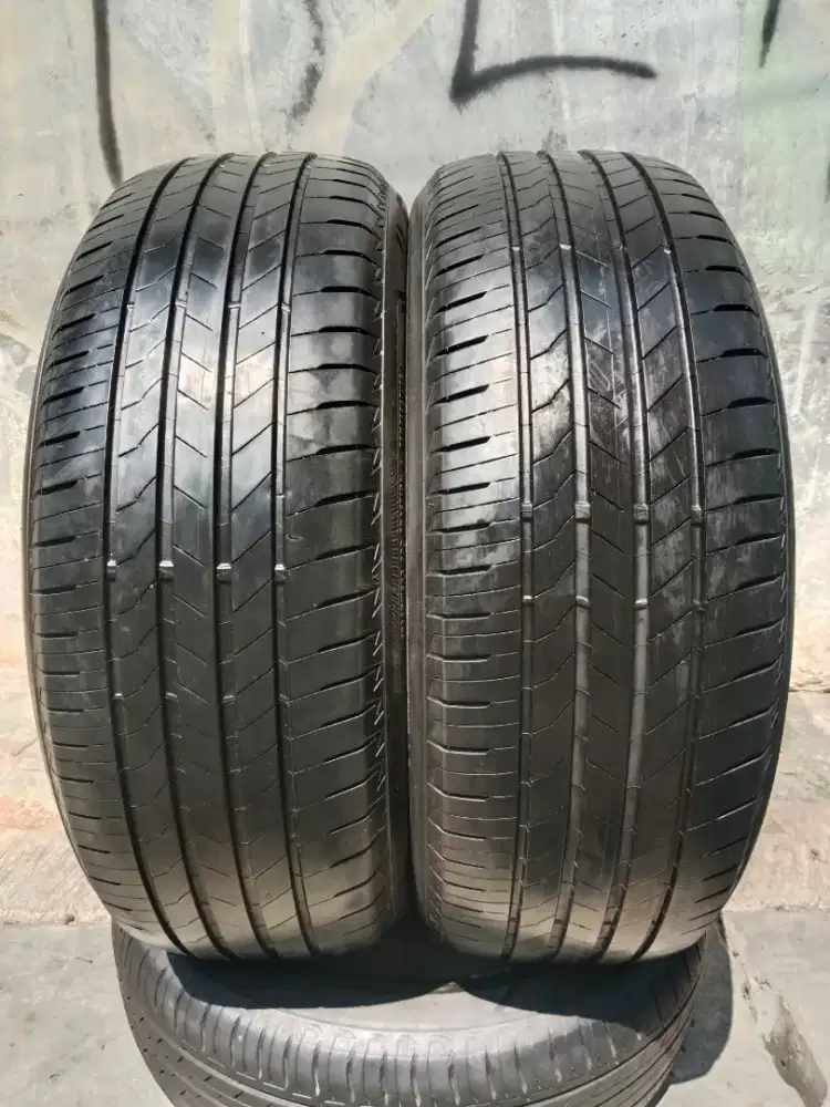 235/50 R21 bridgestone ALENZA 001 nik 2023 2pcs (good condition)