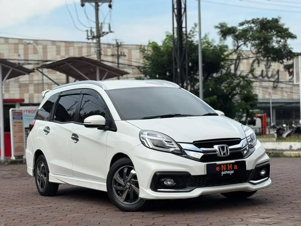 MOBILIO RS 2016 CVT