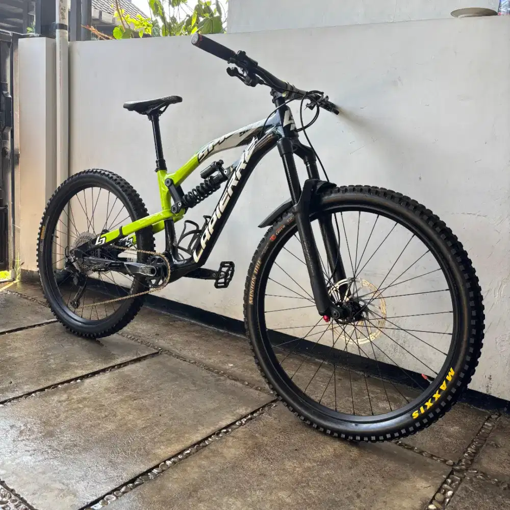 MTB Carbon Fullsus Lapierre Spicy 527 Prancis