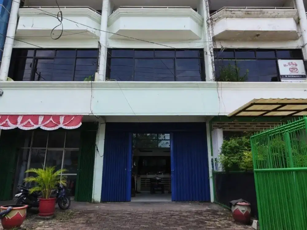 Disewakan ruko raya ngagel