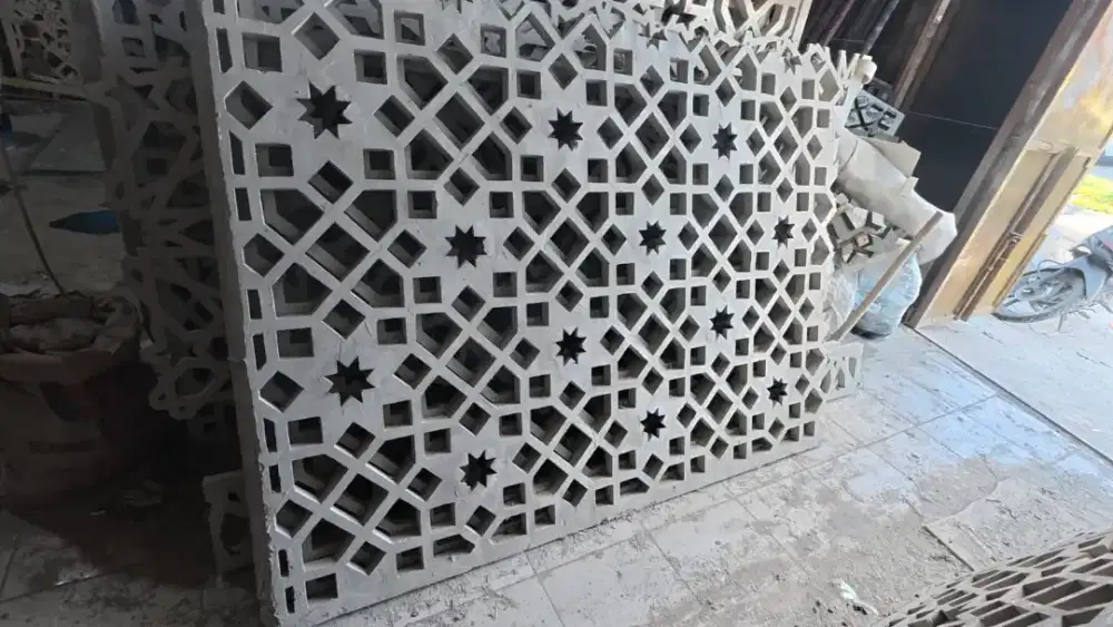 GRC KRAWANGAN CETAK BETON