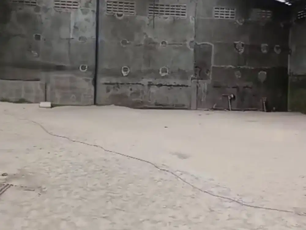 DISEWAKAN GUDANG 600M2 DI KAVLING DPR TANGERANG