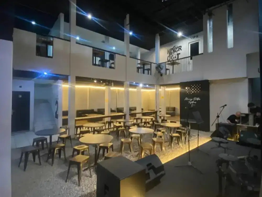 DISEWAKAN RUANG USAHA DI MAINROAD TUBAGUS ISMAIL BANDUNG DEKAT UNIV ITB, UKI