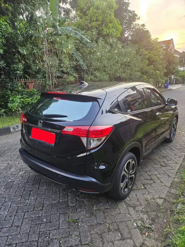 HONDA HRV 1.5 E LIMITED EDITION BENSIN AT