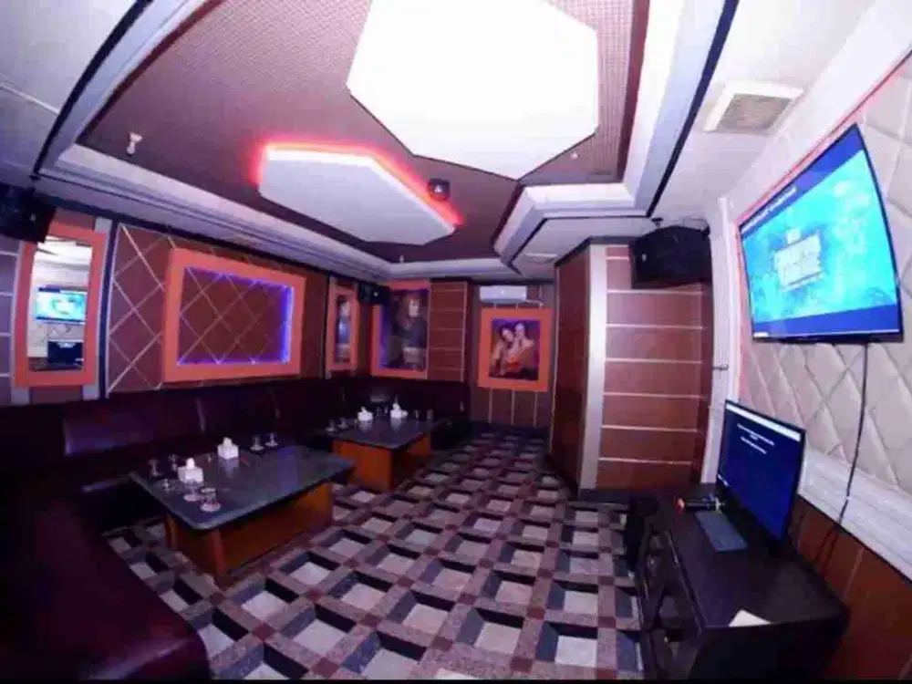 Disewa Ruko Gandeng Huk Lantai 2 & 3 Jalan Komersil Kelapa Gading