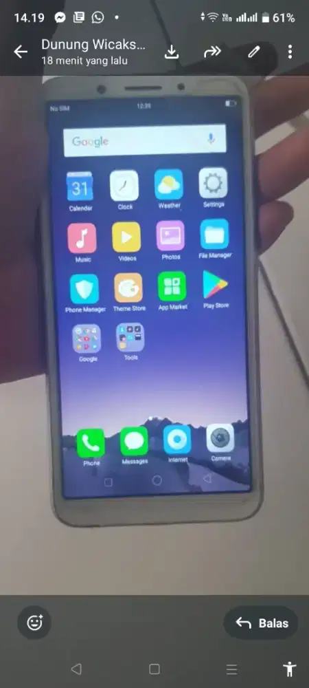 Handphone merk OPO F7