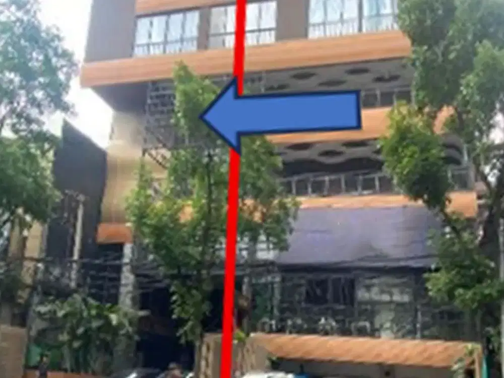 Gedung Jl. Pungkur, Balonggede, Regol, Kota Bandung