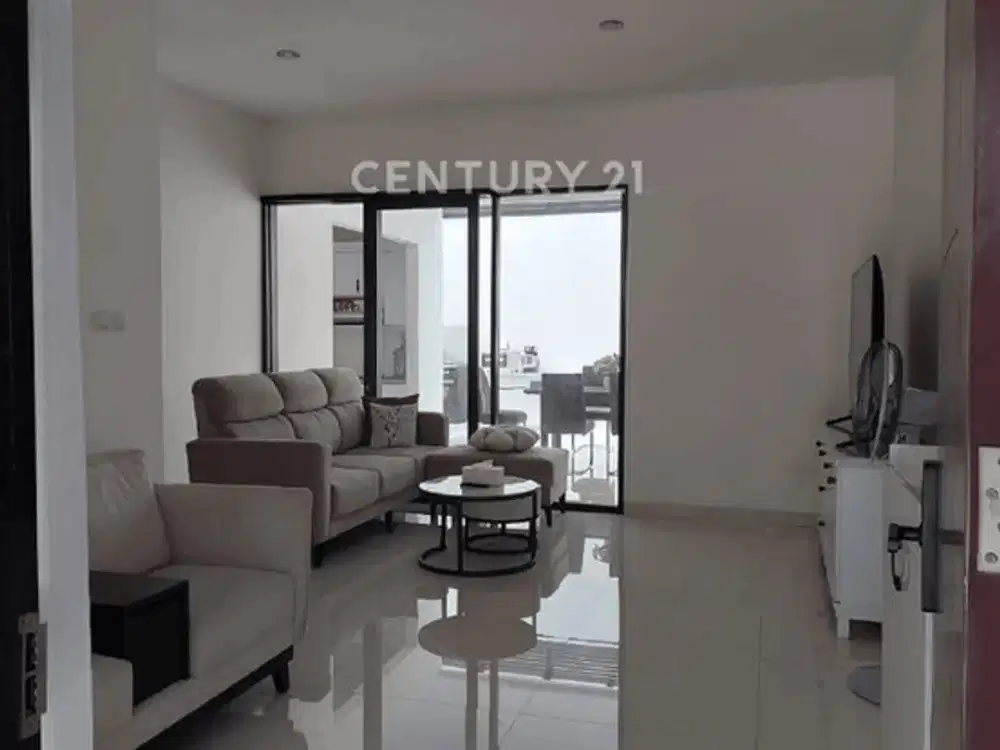 Rumah Luxury Di Taman Kopo Indah V Cluster Sherwood