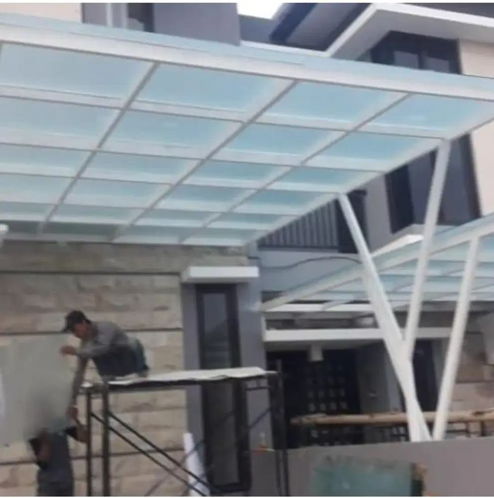 Kanopi kaca tempered