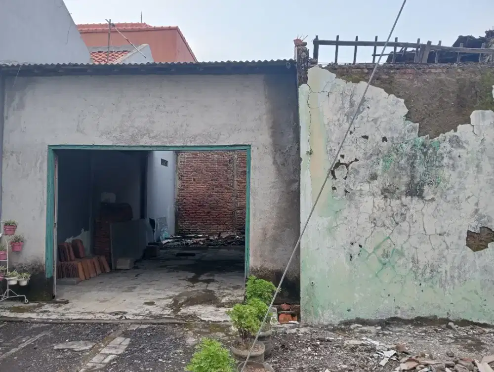 Dijual Tanah bonus Rumah