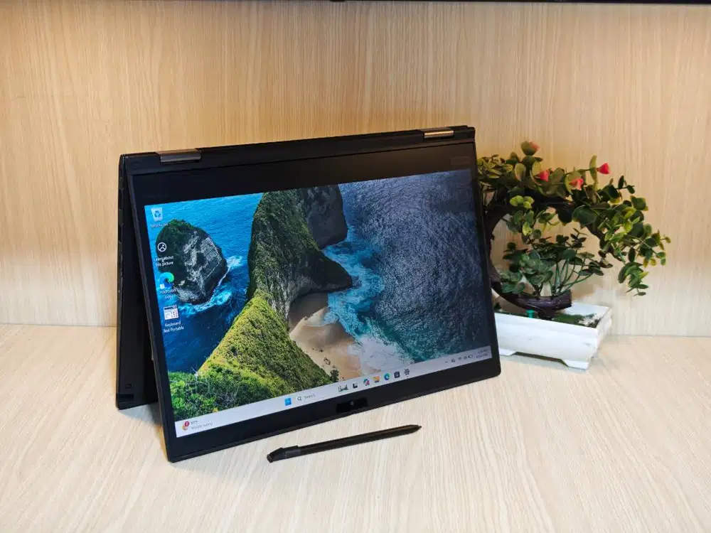 Lenovo Thinkpad X13 Yoga Core I7 16GB/256GB Touchscreen Rotate 360°