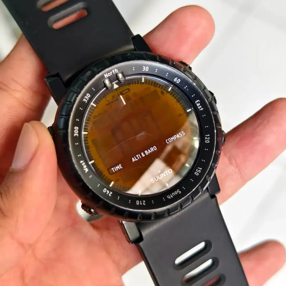 Jam Suunto Core allblaxk