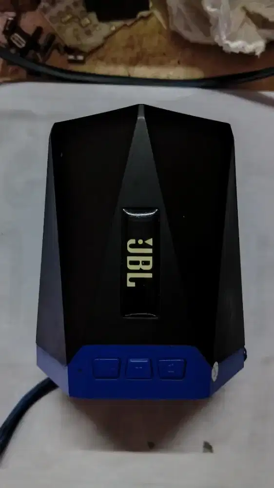 Speaker Bluetooth ngebas