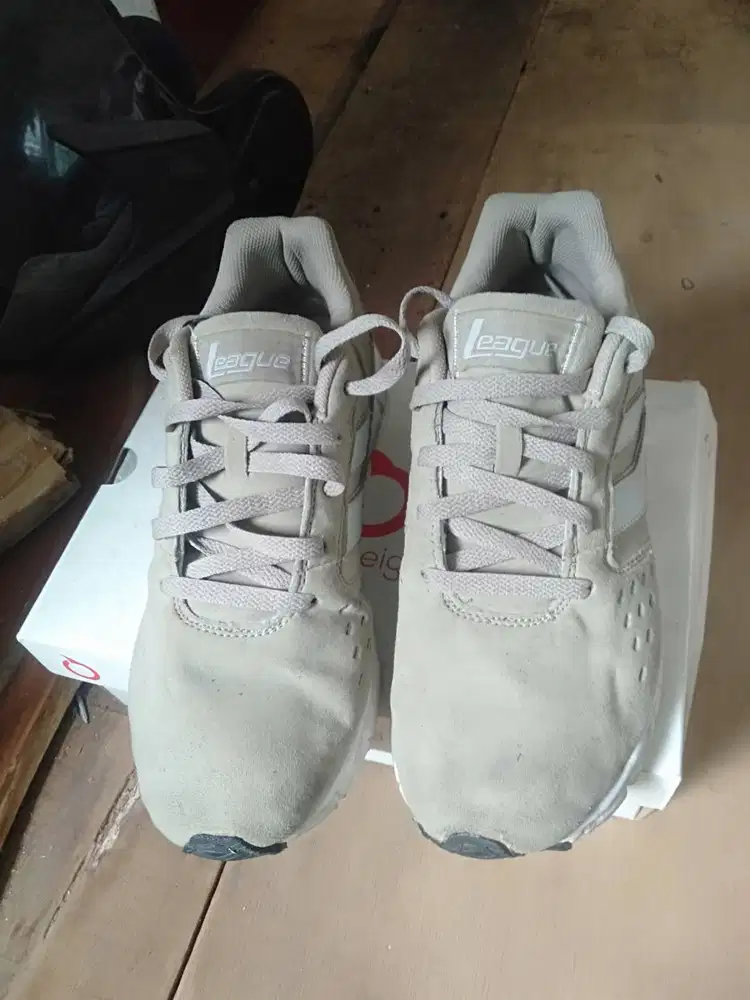 Merk league n merk reebok