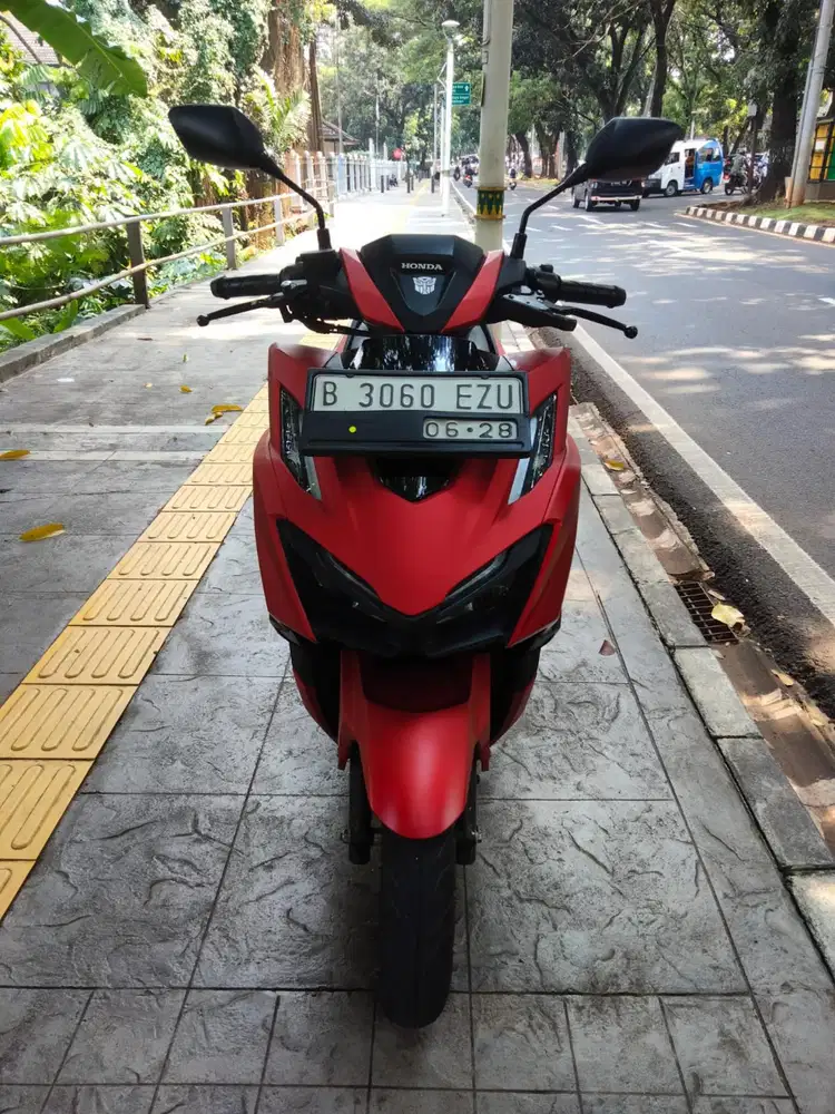 DP MINIM 1JTA CASH KREDIT NEW HONDA VARIO 160 CBS ISS THN 2023 PJK ON