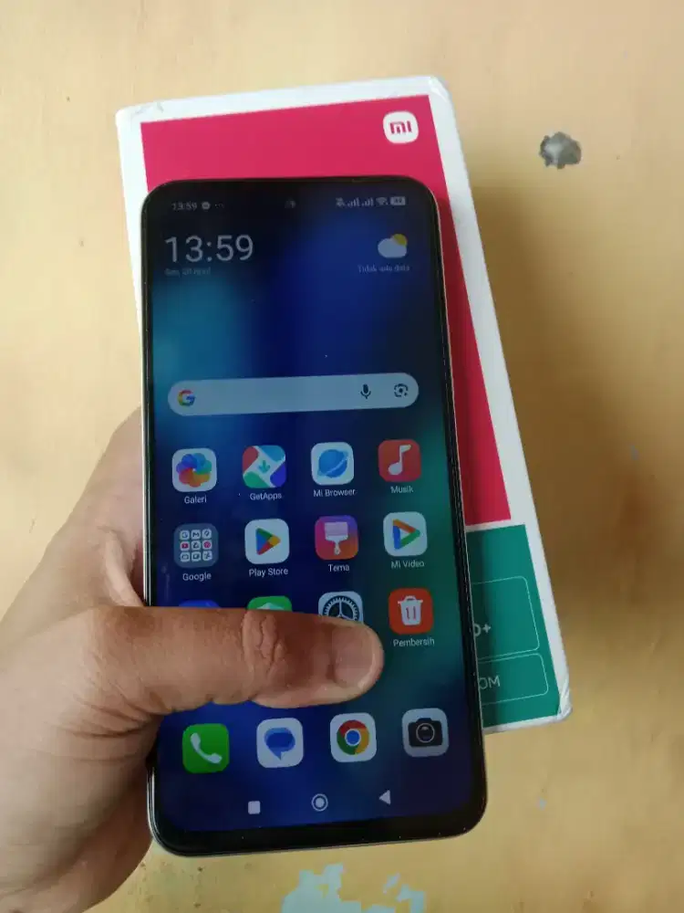 Redmi 15 ram 8/128 gb NFC nominus orian batre 7000 mah siap pakai